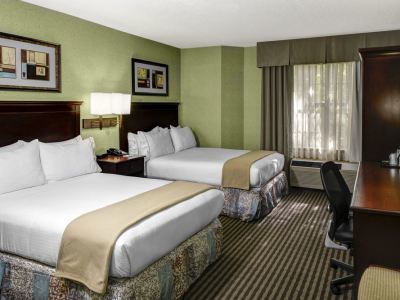 Hotel Express & Buckhead By Ihg 3*